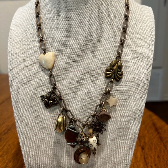 Desert Heart vintage look 18 inch necklace. - Picture 2 of 6